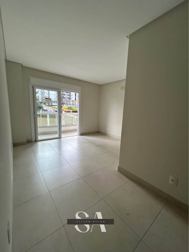 Apartamento à venda com 3 quartos, 182m² - Foto 5