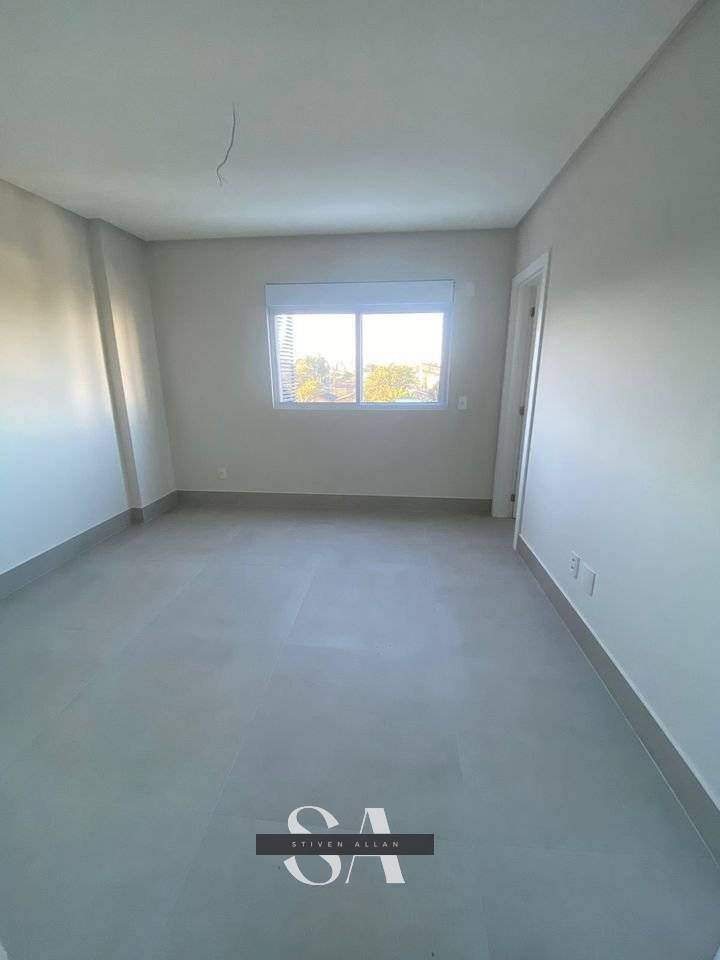 Apartamento à venda com 3 quartos, 99m² - Foto 3